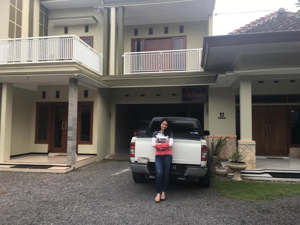 Ijen Bondowoso Home Stay Extérieur photo